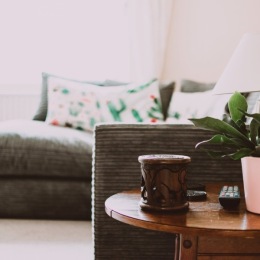 Name a more classic side-table pairing than a plant and a candle. We'll wait! 😉
.
.
.
#homeinspo #decor #decorationideas Instagram post from @livewelluniversityheights on March 10, 2022 17:07:36pm